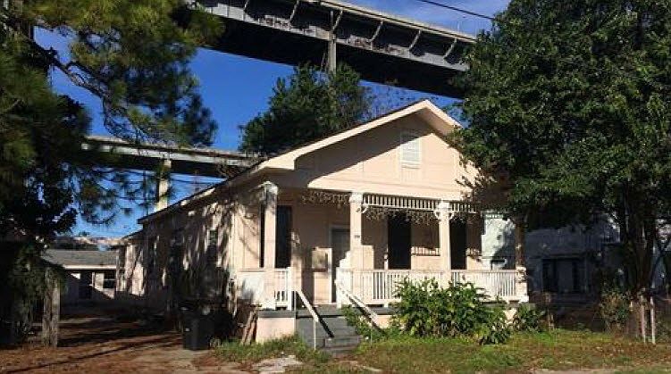 1st image of 516 Magellan St