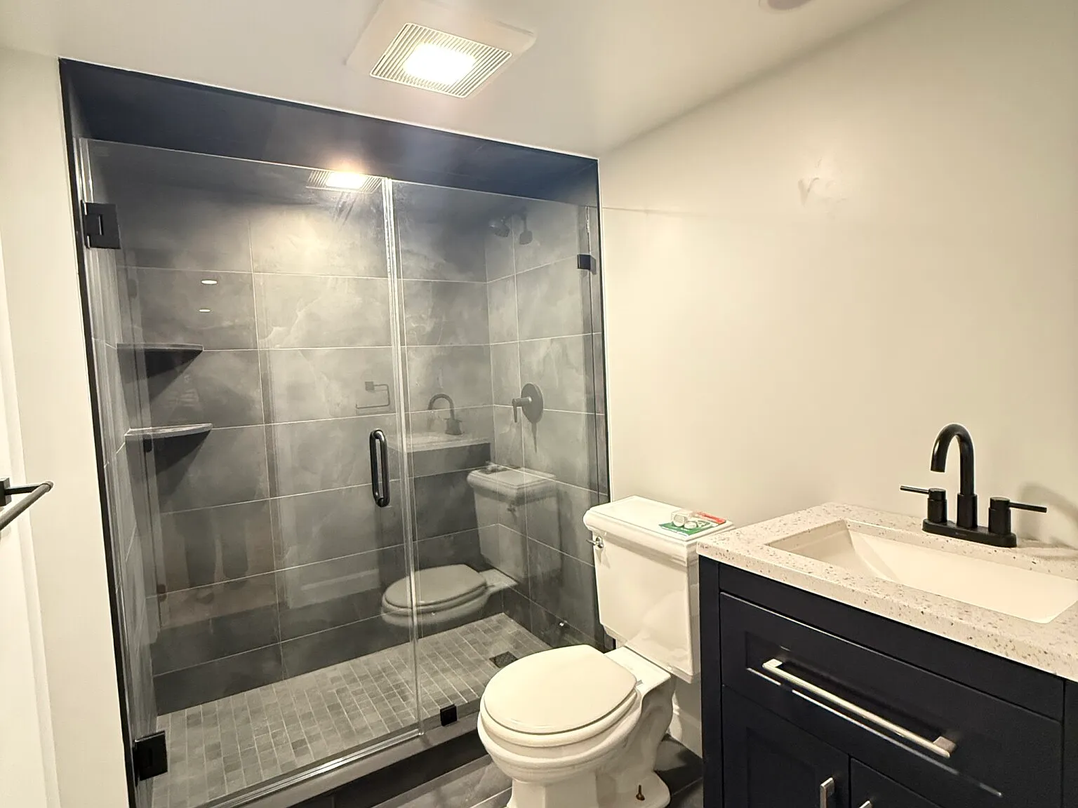 3 bed, 1500 sqft, $3,500 — Photo 2