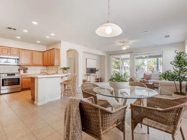 2357 Ryedale Ln, Sacramento, CA 95835