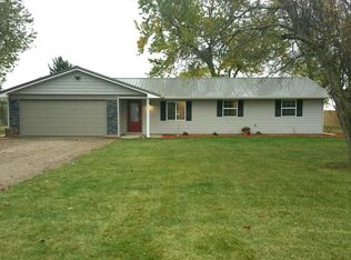 21806 N State Road 101, Woodburn, IN 46797