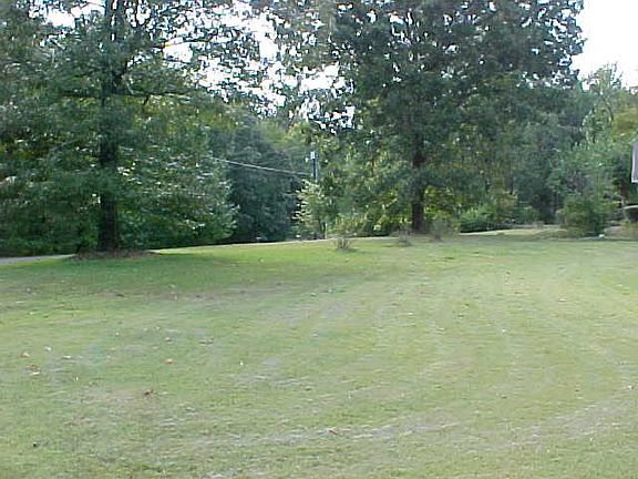 5th image of 913 Cedarbrook Dr