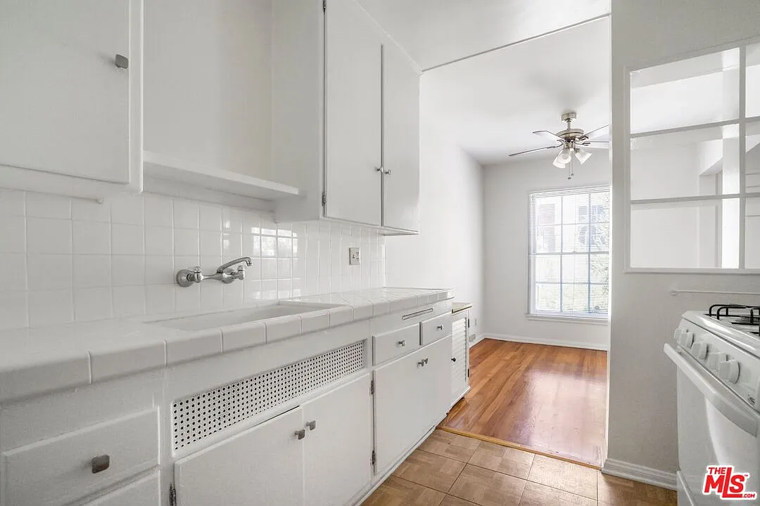 1 bed, 1.0 bath, $2,595 — Photo 4