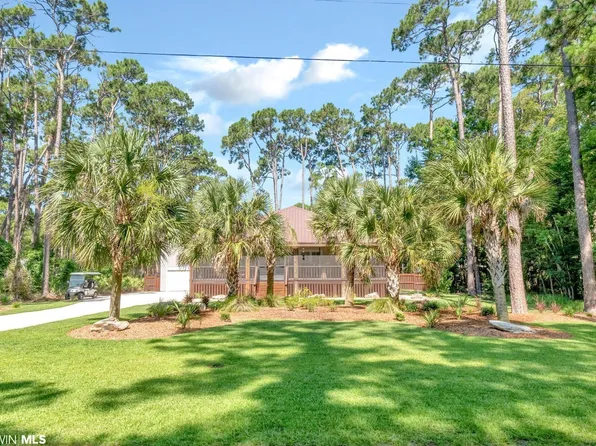 131 La Salle St, Dauphin Island, AL 36528