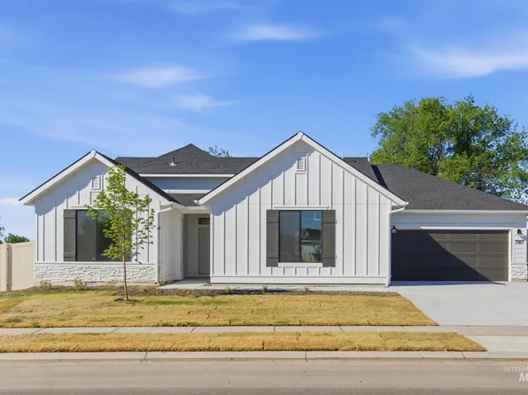 7067 E Marble Springs Dr, Nampa, ID 83687