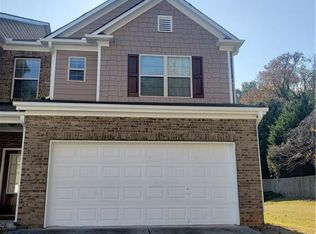 4001 Labrador Way, Lilburn, GA 30047