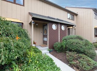 139 Skyview Dr #139, Cromwell, CT 06416