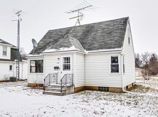 409 S 5th St, Le Sueur, MN 56058