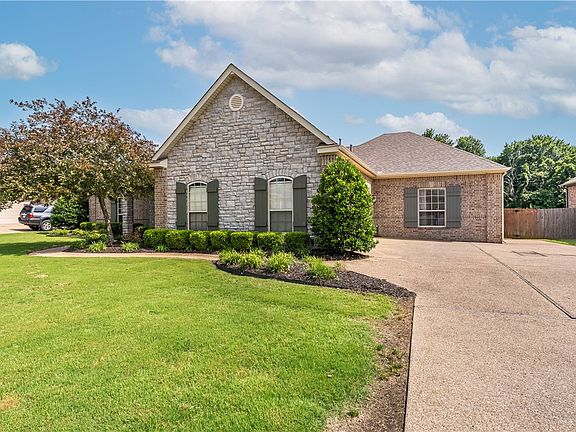 3rd image of 5643 E Saint Candridge Dr