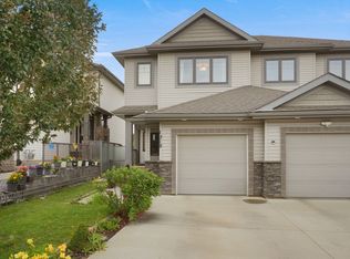 1218 30th Ave NW, Edmonton, AB T6T 0V7