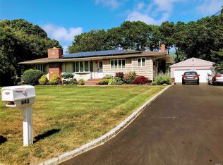 643 Sycamore Ave, Bohemia, NY 11716