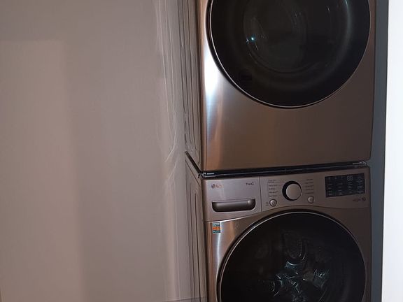 5th image of 6515 S Crenshaw Blvd #11392836