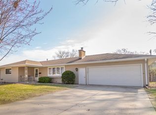 1014 Ellen St, Cedar Falls, IA 50613