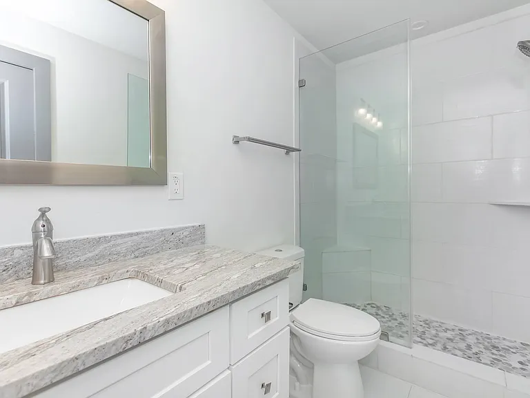 The Dawson at Stratford Apartments — Photo 105
