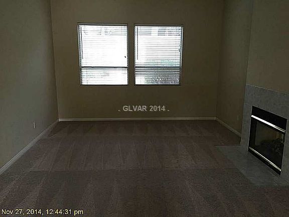 2nd image of 3257 Redwood St