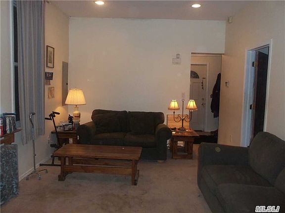 2nd image of 325 Erlanger Blvd