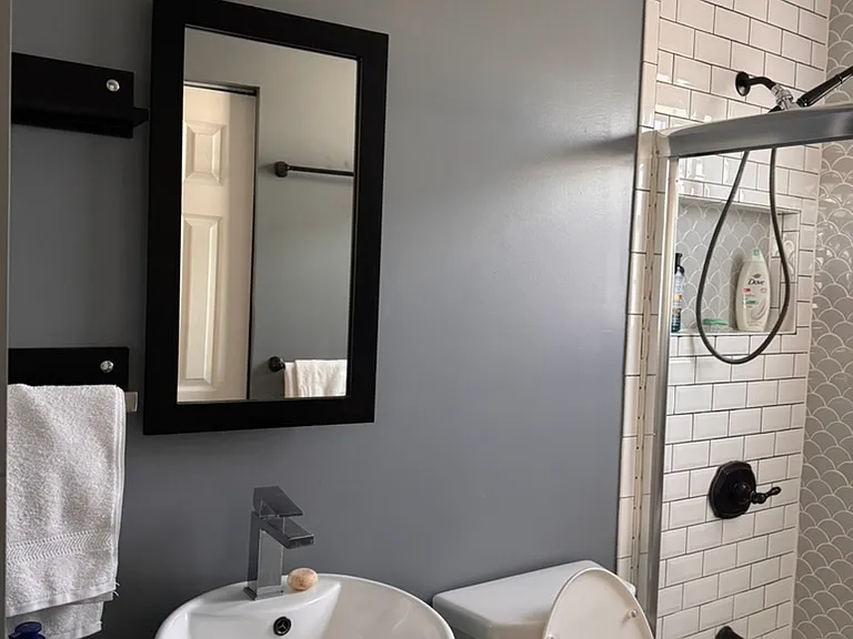 Modern Bathroom