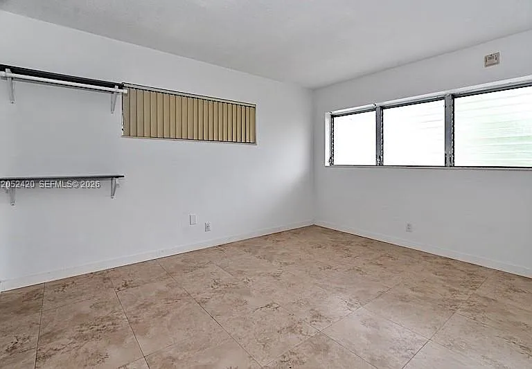 1450 NE 170th St #204 — Photo 17