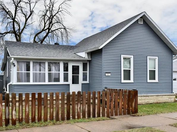 162 Sioux St, Winona, MN 55987
