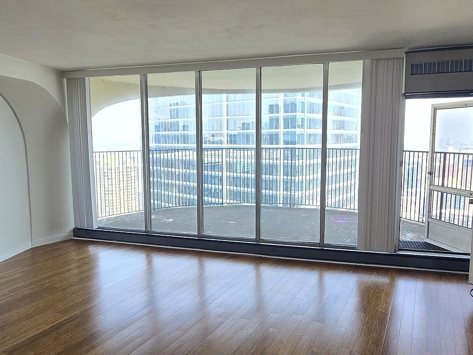 1st image of 300 N State St APT 5903
