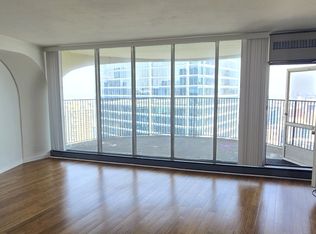 300 N State St APT 5903, Chicago, IL 60654