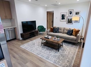 7811 McNulty Ave, Winnetka, CA 91306