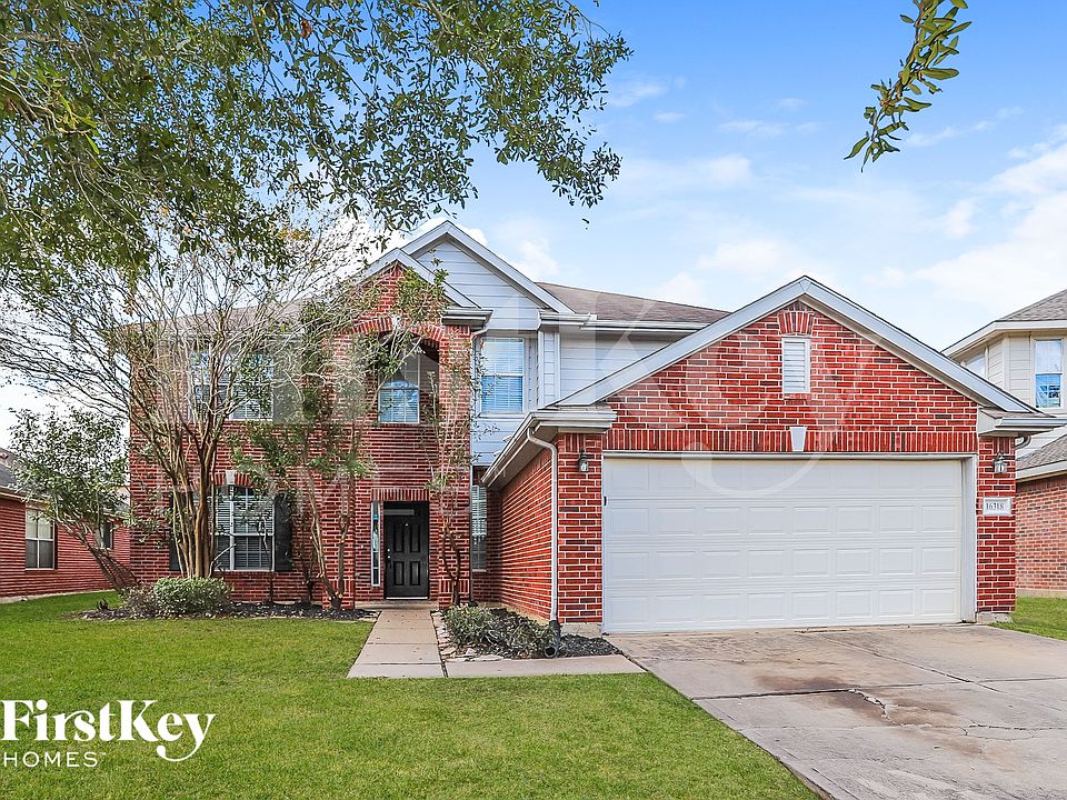 1st image of 16318 Autumn Leigh Dr
