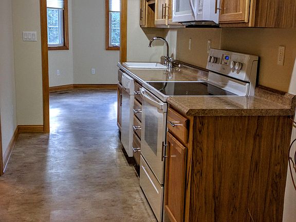 5th image of 702 Old Newton Pike