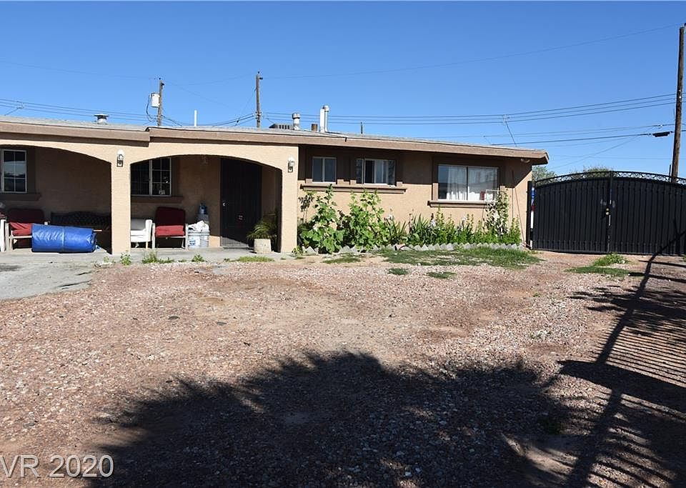 1st image of 1025 Villa Cir