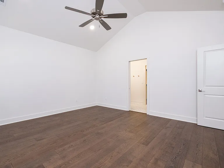 106 Pearl Ave — Photo 13