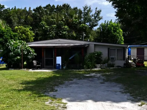 341 E Midway Road, Fort Pierce, FL 34982