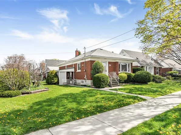 791 Brucedale Ave E, Hamilton, ON L8V 1S4