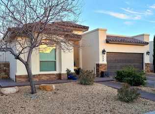 5404 Grove Dr, Sunland Park, NM 88063
