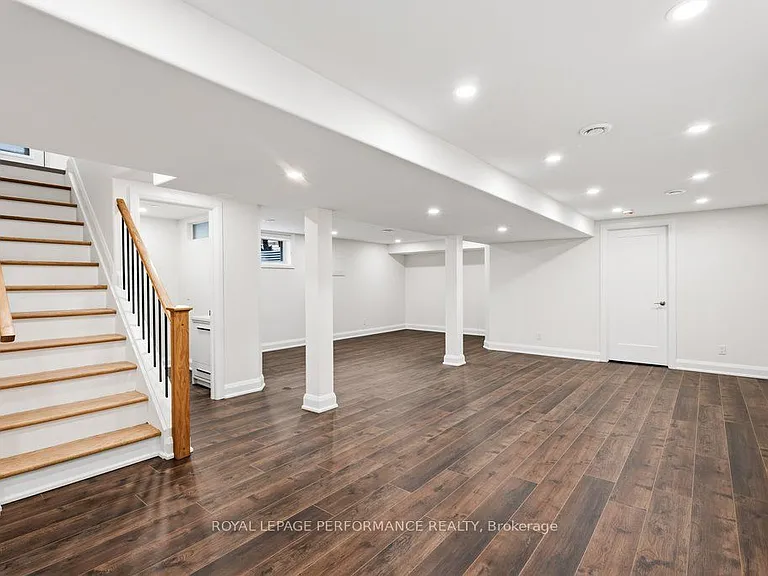 180 Roger Rd — Photo 35