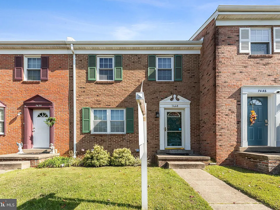7448 Pohick Rd