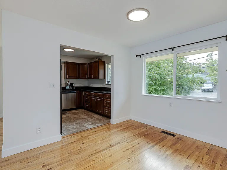 4909 SE Mason Ln — Photo 11