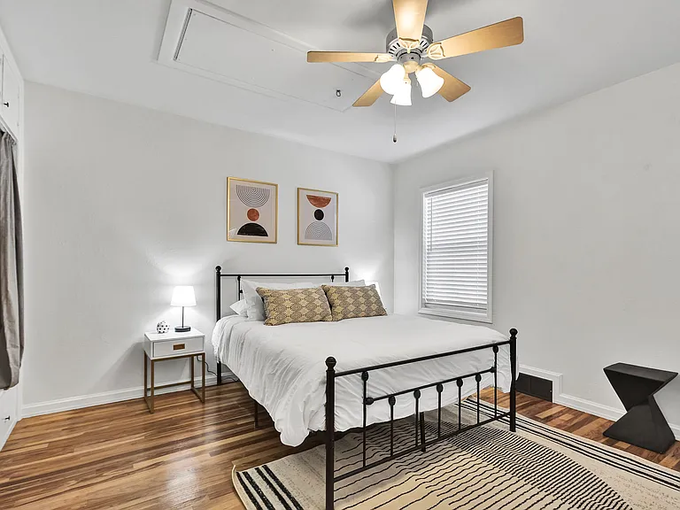 2306 W Madison Ave — Photo 17
