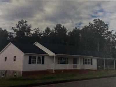 106 Woodlawn Hts, Chatham, VA, 24531