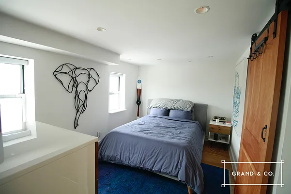 Rented by Grand & Co. | media 9