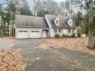 13 Daniel Shays Hwy, New Salem, MA 01355
