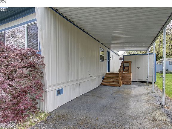 3rd image of 3921 E Fourth Plain Blvd Unit 72