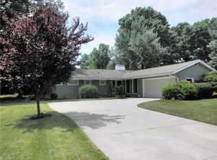 88 Kenridge Rd, Akron, OH 44333