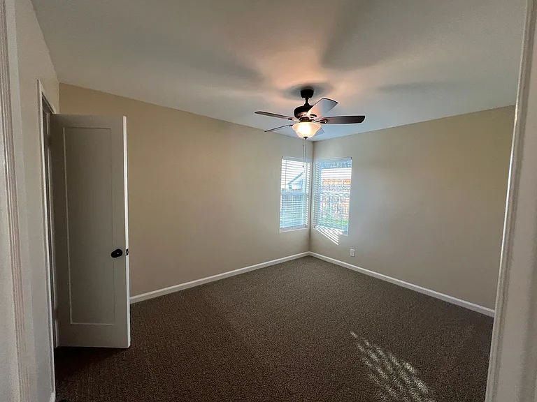 102 Village Rd — Photo 17