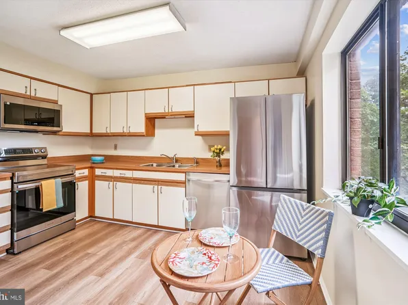 15115 Interlachen Dr #3-412, Silver Spring, MD 20906