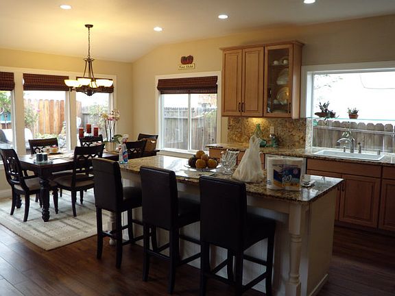4th image of 1794 Messina Dr