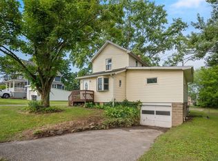 416 Nicholson Ave, Ellwood City, PA 16117