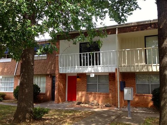 2nd image of 808 W Lawson St APT 5