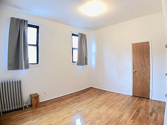 3rd image of 749 Driggs Ave APT 1A