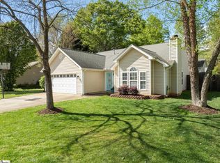 4 Red Haven Ct, Greer, SC 29650