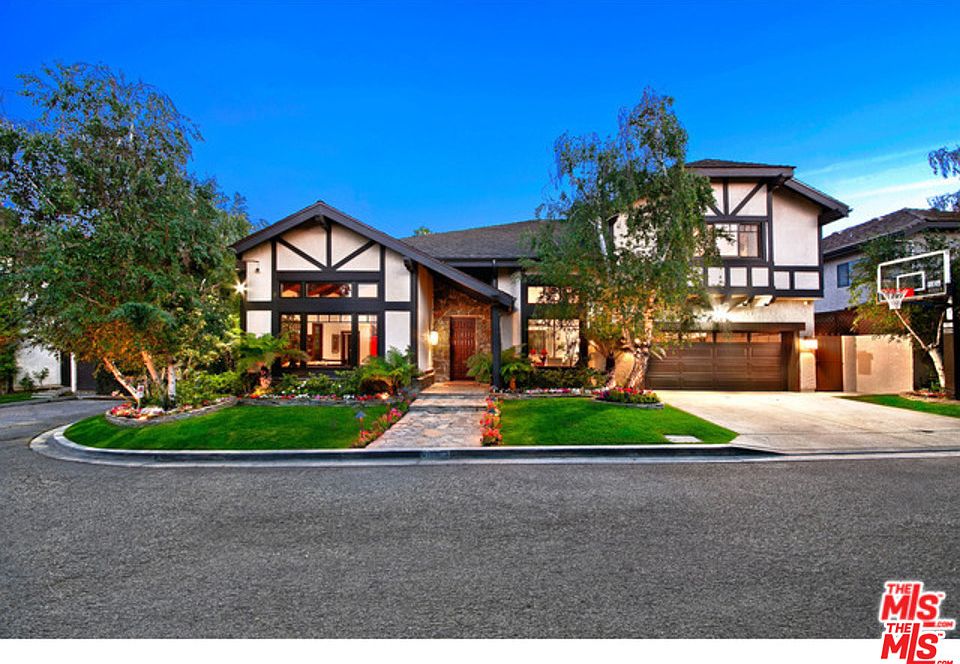 1st image of 5016 Gaviota Ave