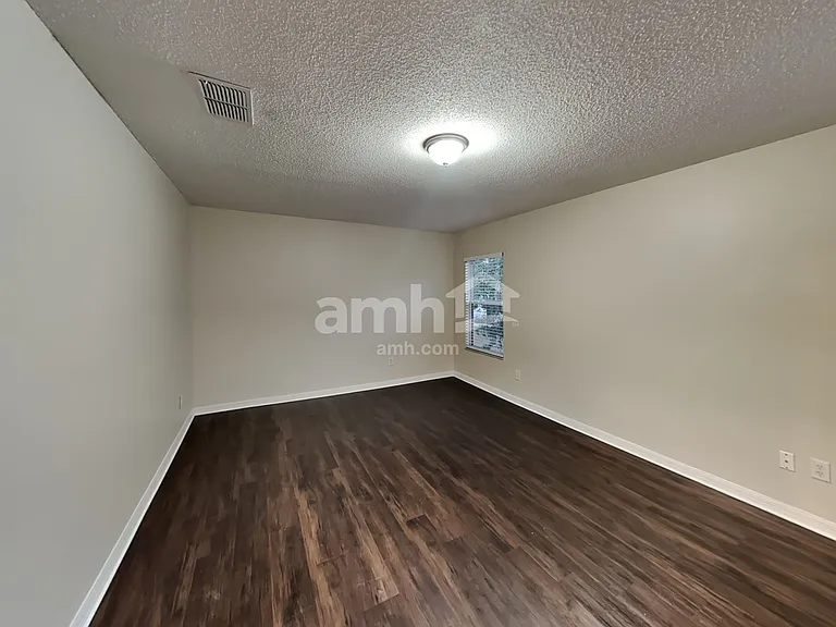 499 Vicks Landing Dr — Photo 20